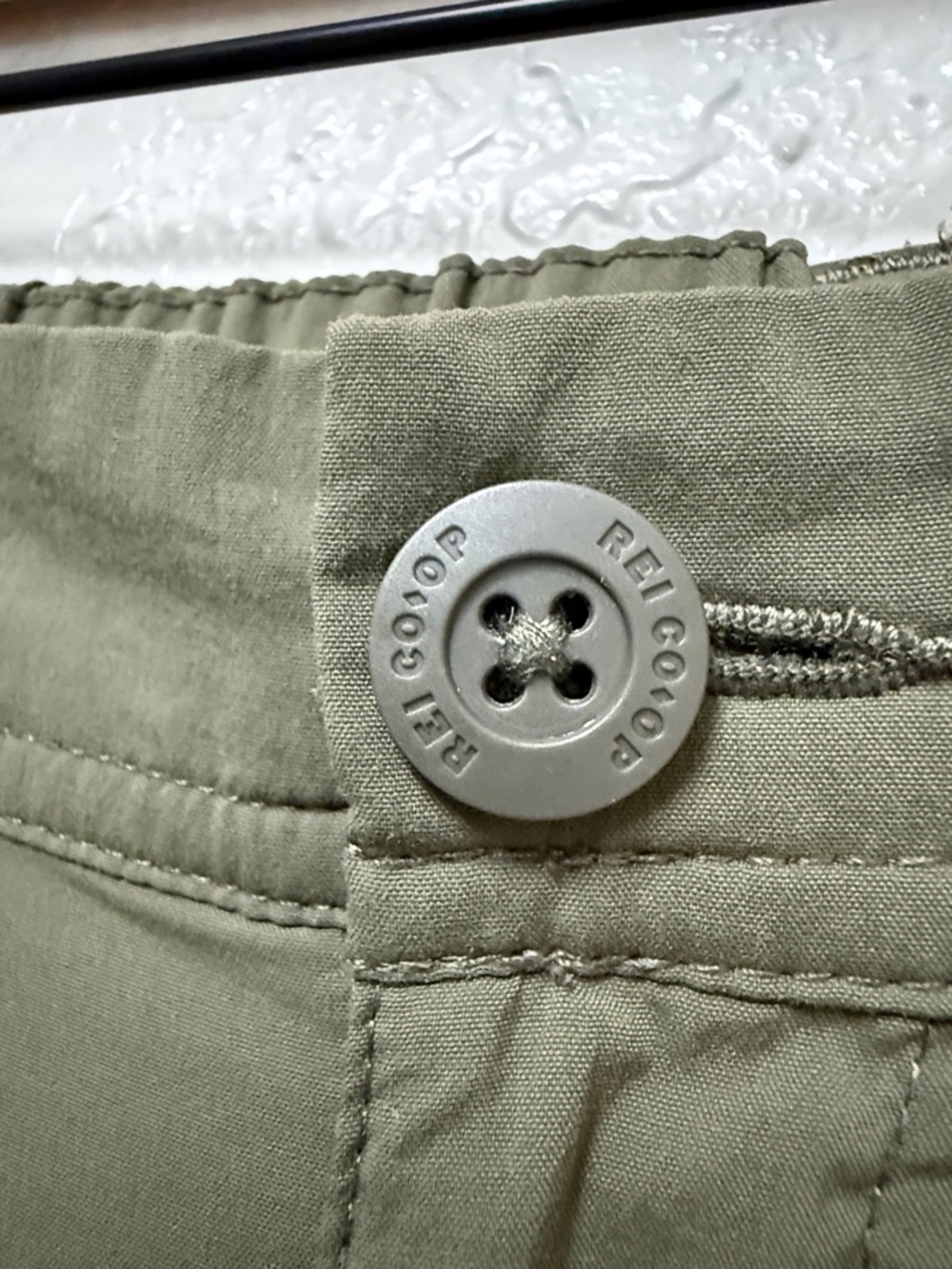 REI Olive Green Casual Cargo Pants Size 14 - Picture 3 of 16